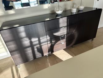 Buffet / storage cabinet