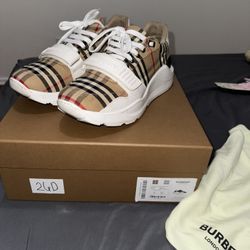Burberry Shoes