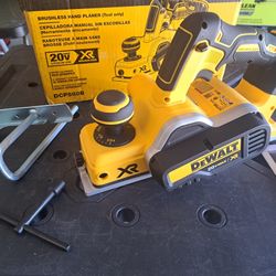 DEWALT20V MAX XR Cordless Brushless 3-1/4 in. Planer (Tool Only)
