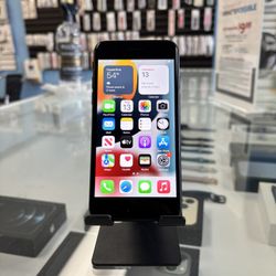 Apple iPhone Se 2nd Gen - Fully Unlocked - 64GB - like new