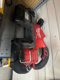 Milwaukee Fuel Brushless Cordless Band Saw