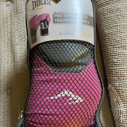 pink boxing gloves 