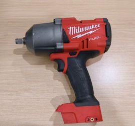 Milwaukee M18 FUEL Cordless Impact Wrench