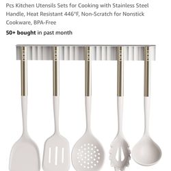Never Used Still In Box Magnetic Utensils
