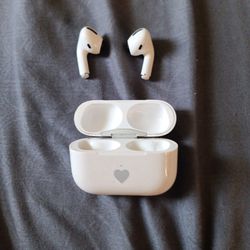 AIR POD PROS MUST GO TODAY