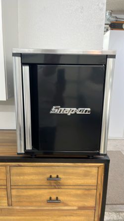 Snap On Mini Refrigerator Excellent Condition