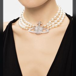 Vivienne Westwood THREE ROW PEARL BAS RELIEF CHOKER, Long 40cm, Weight 100g