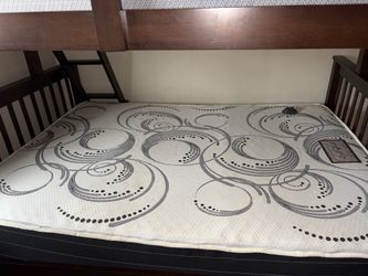 I bought last year and  I am selling  it because we need a new one