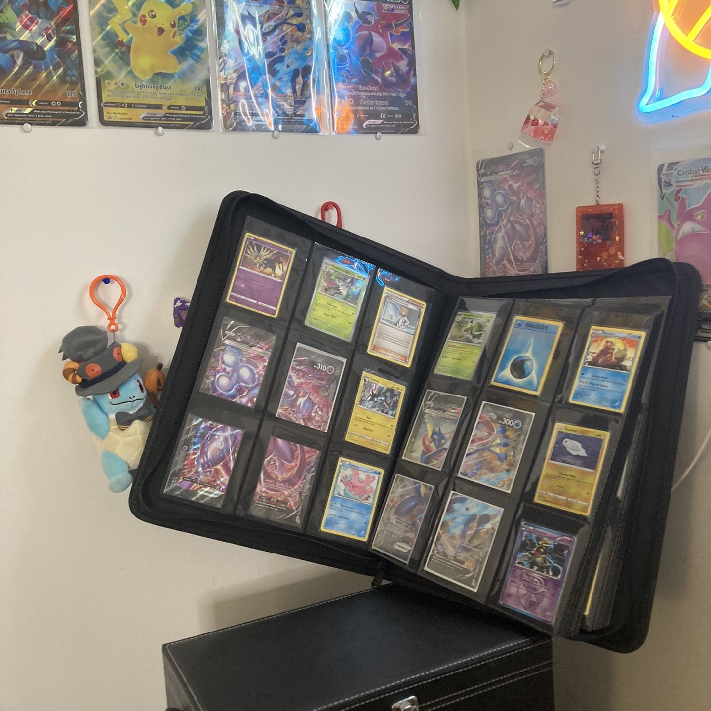 binder full of pokemon cards for sale 100+ Rainbow Rare Collection Includes 5 foils in Any Combination and at Least 1 The Following Cards, EX and GX, FA, Secret Rare, Tag Team, Unified Minds : Toys & Games Full Pokmon Card Binder for