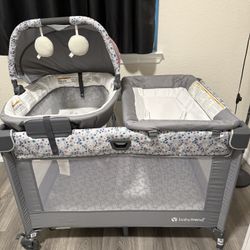 Graco Pack & Play Care Suite Playard