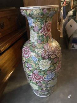 Rare Cultural vase Sells For $3400 On ebay  Rare VASE 