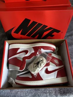Air Jordan 1 Retro High OG Varsity Red (W) Women's Shoes DJ4891-061 Size 7.5W