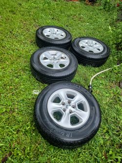 2018 jeep wrangler rims and tires