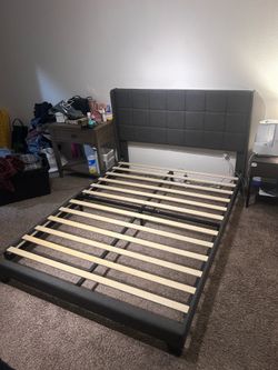 Queen Platform Bedframe