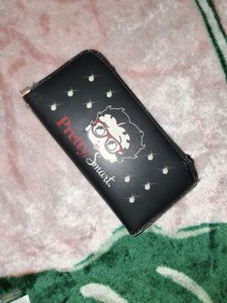 Betty wallet