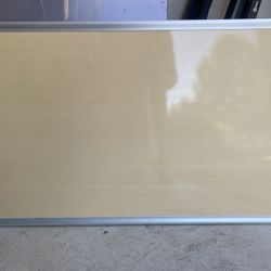 (2) Years White Boards 3*2 Ft