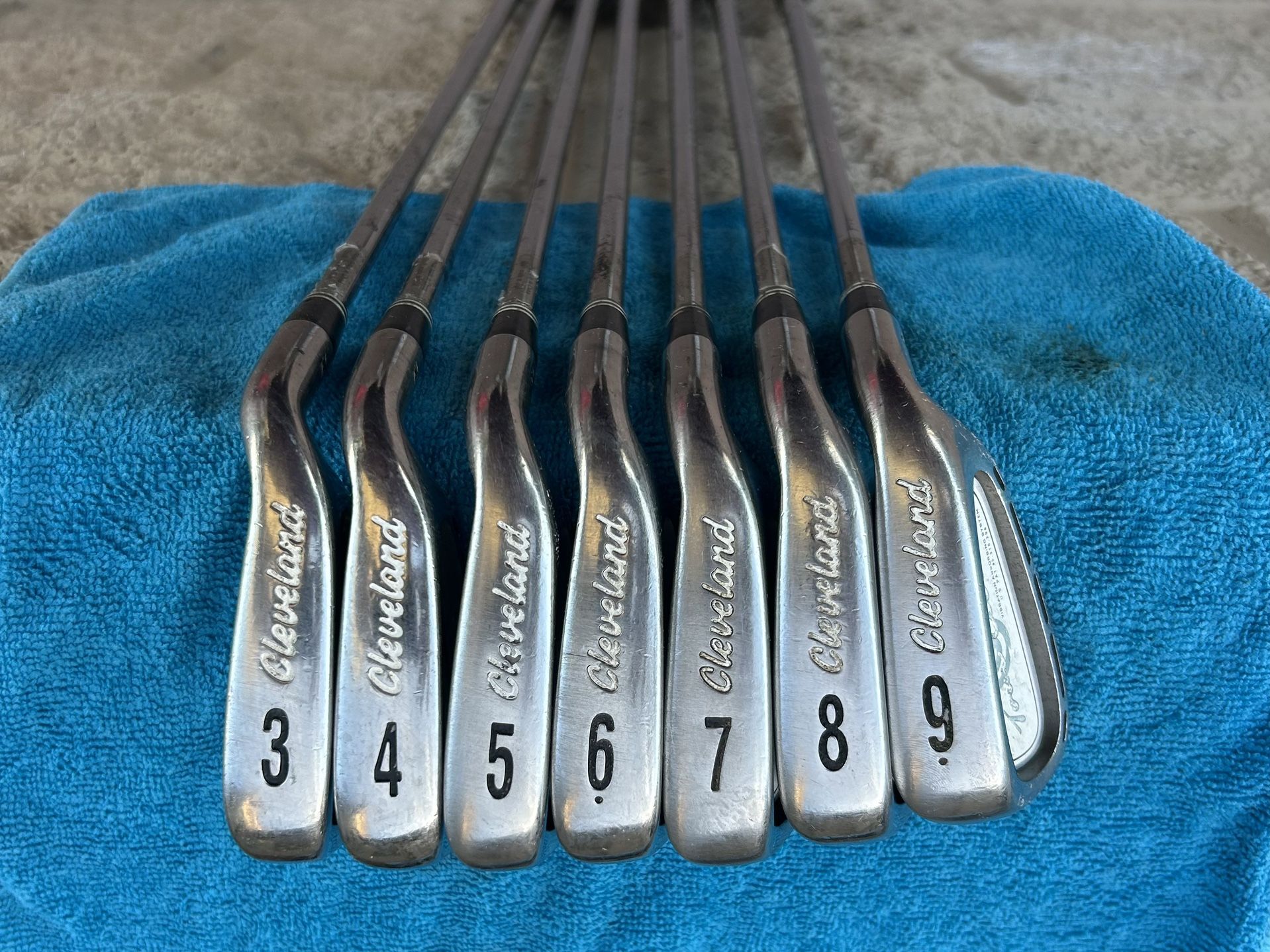 Cleveland Tour Action TA5 Forged Irons – Steel Shafts – New Yamato Grips
