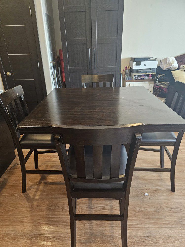 Ashley Wood Table And Chairs With Leaf