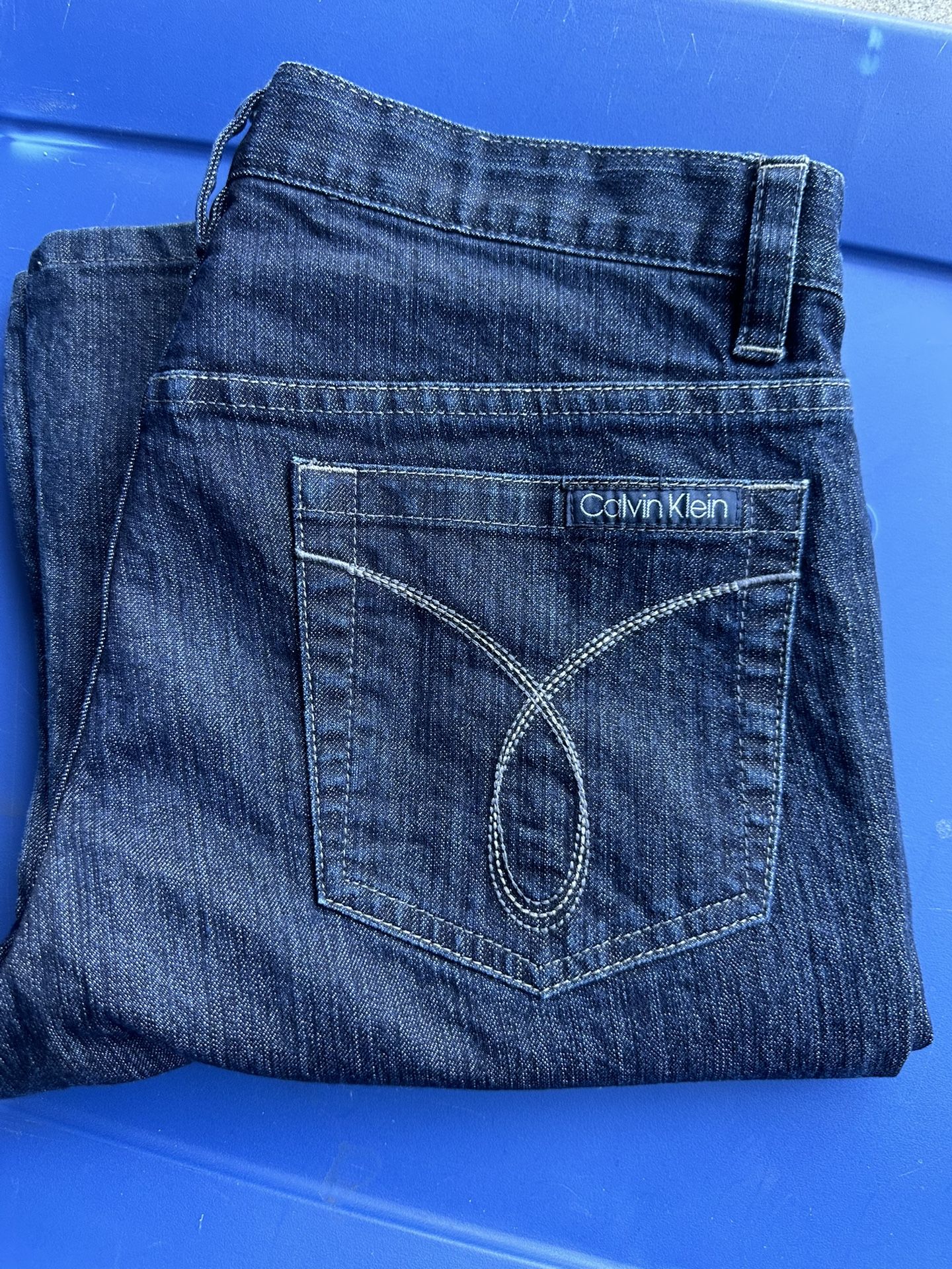 Calvin Klein Jeans Women's Dark Wash Wide Leg Jean Size 6