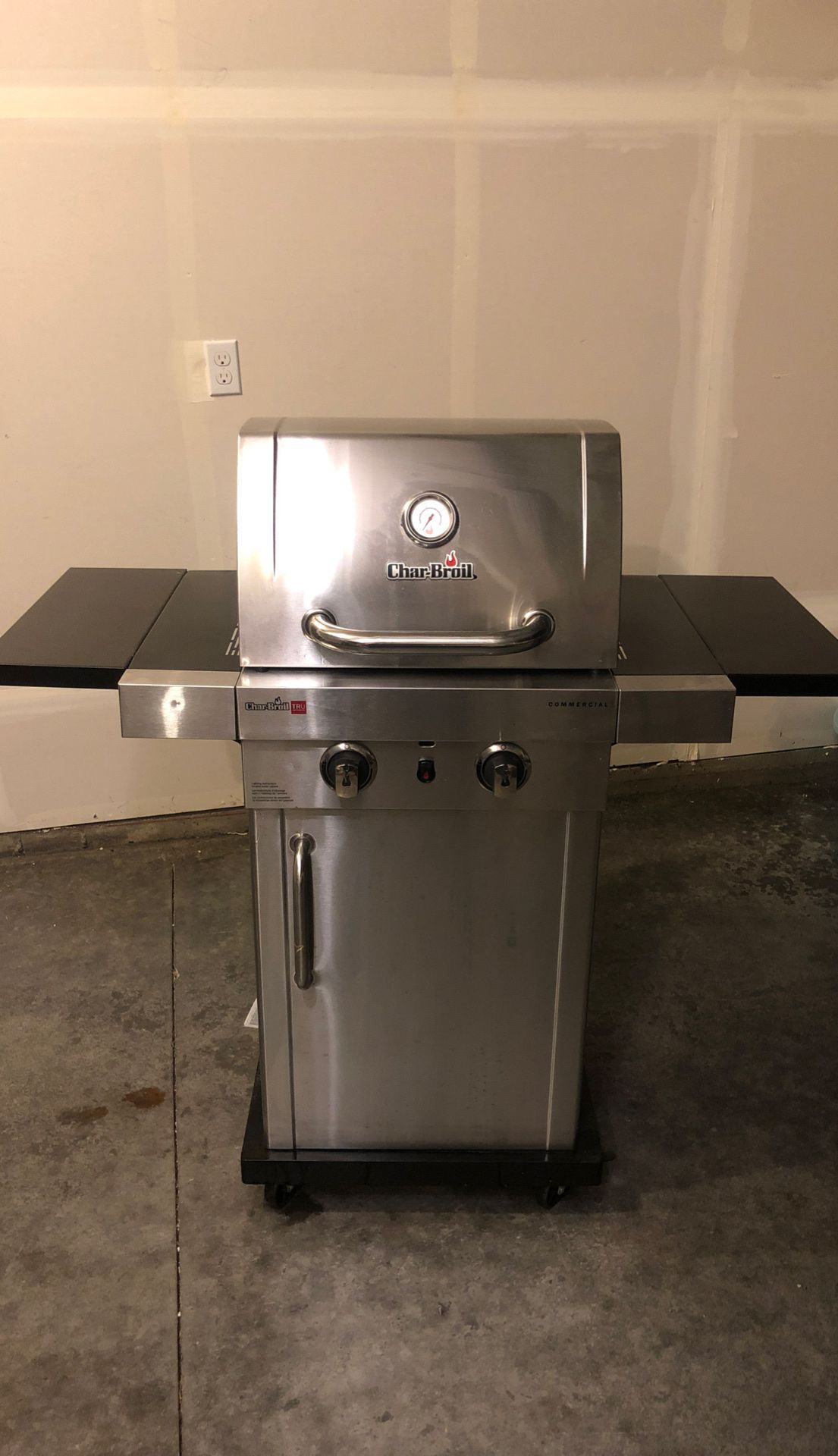 Charbroil commercial grill