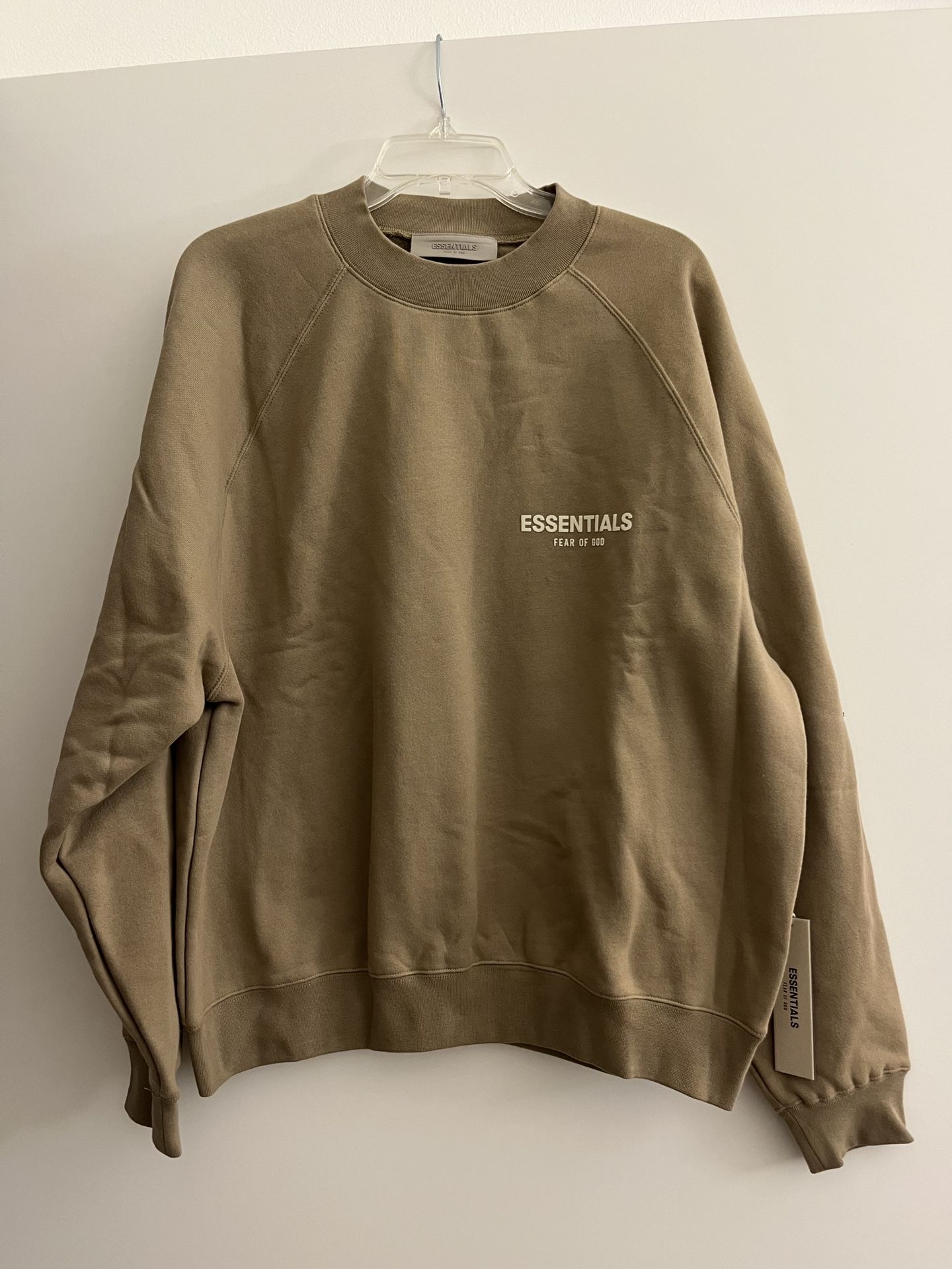 Essentials Tam Sweatshirt(Mens)
