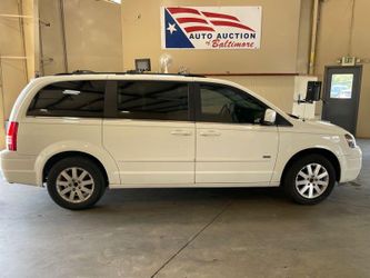 2008 Chrysler Town & Country