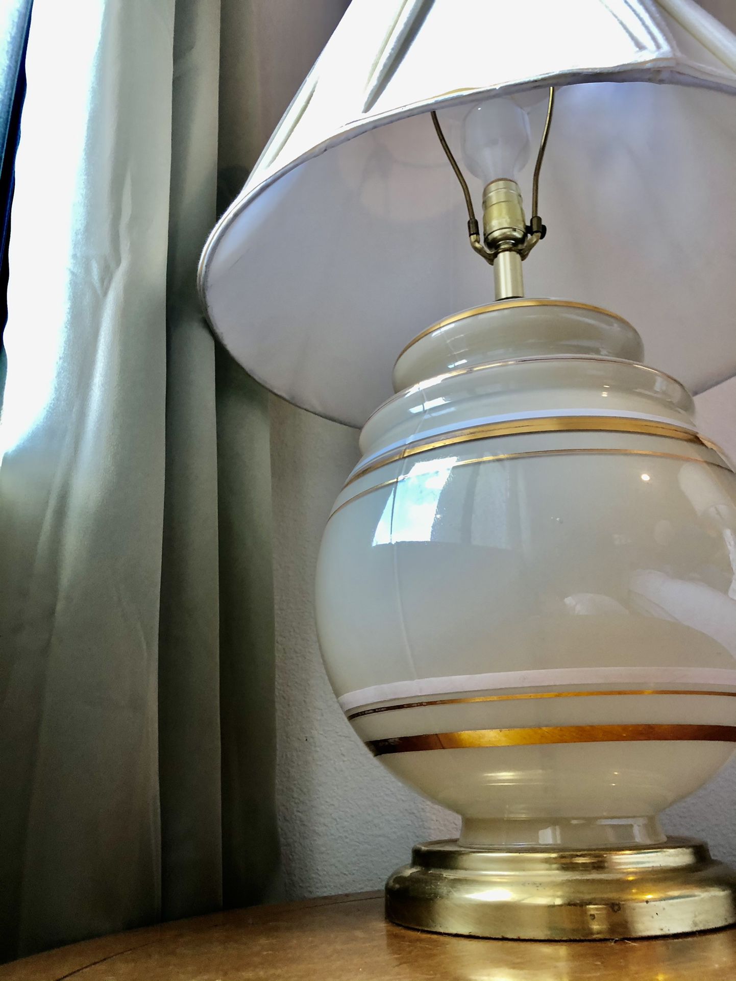 Vintage Ball Lamp