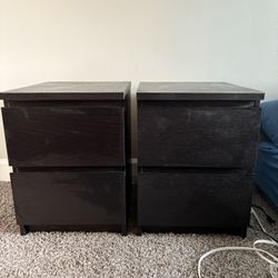 Bedroom Set- Nighstands and Dresser