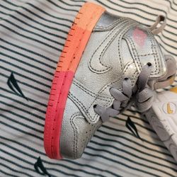 Baby Shoes 