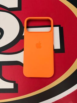 iPhone 17 pro max silicone case - orange