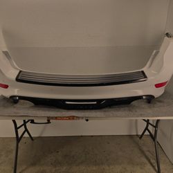 2011-2015 JEEP GRAND CHEROKEE SRT Rear Bumper 