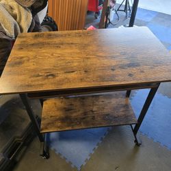 Mobile Computer Desk with Pull-Out Keyboard Tray, Compact Laptop Cart, Home Office Desk with Lockable Wheels, Writing Workstation, CPU Stand