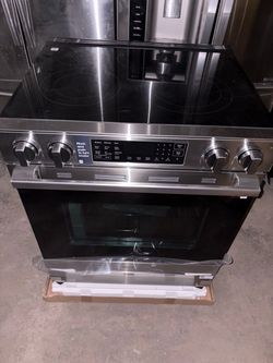 Samsung Electric Slide-In Range