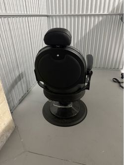 Barber chair new !!! Newer use