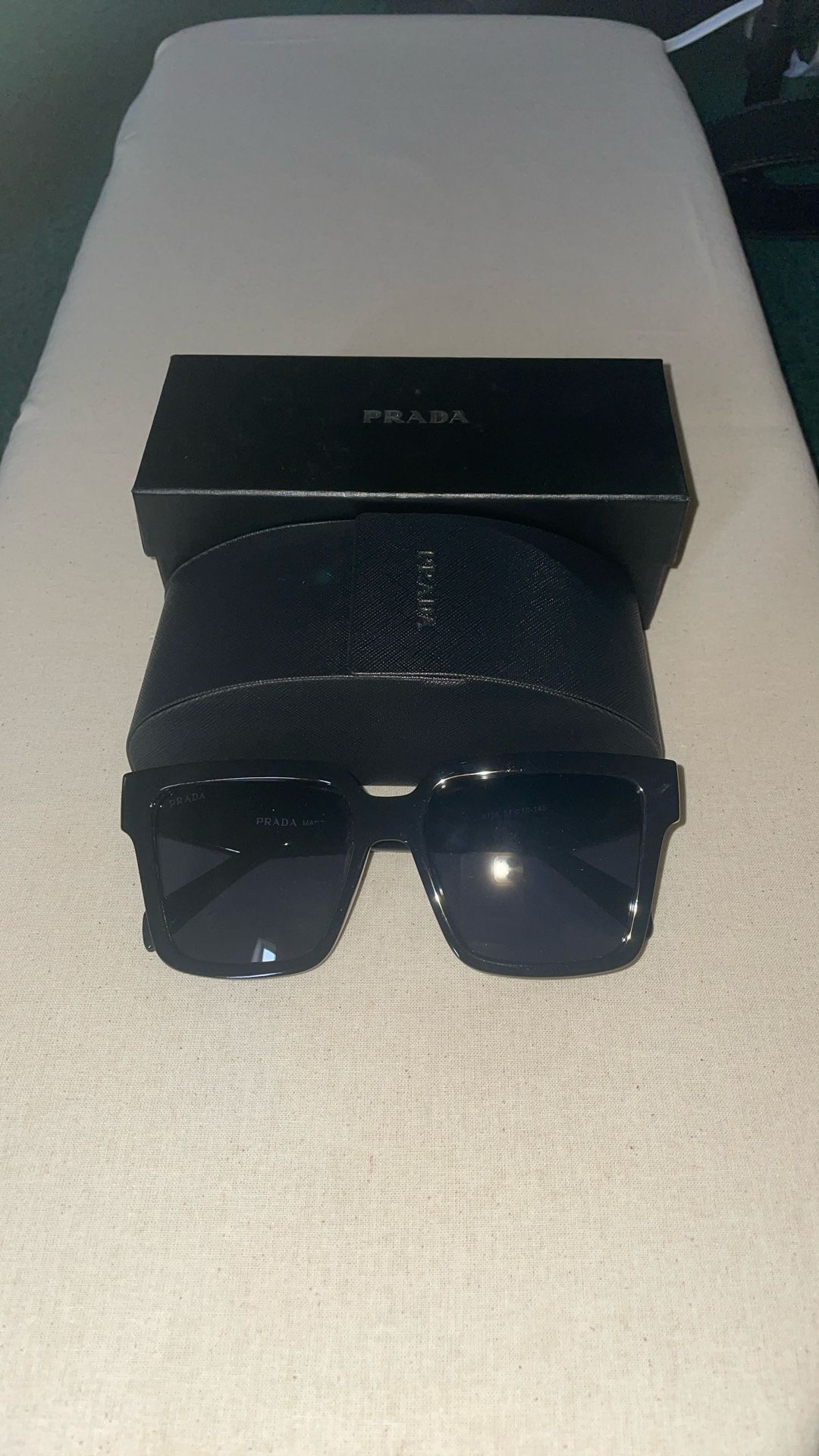 Woman’s Sunglasses