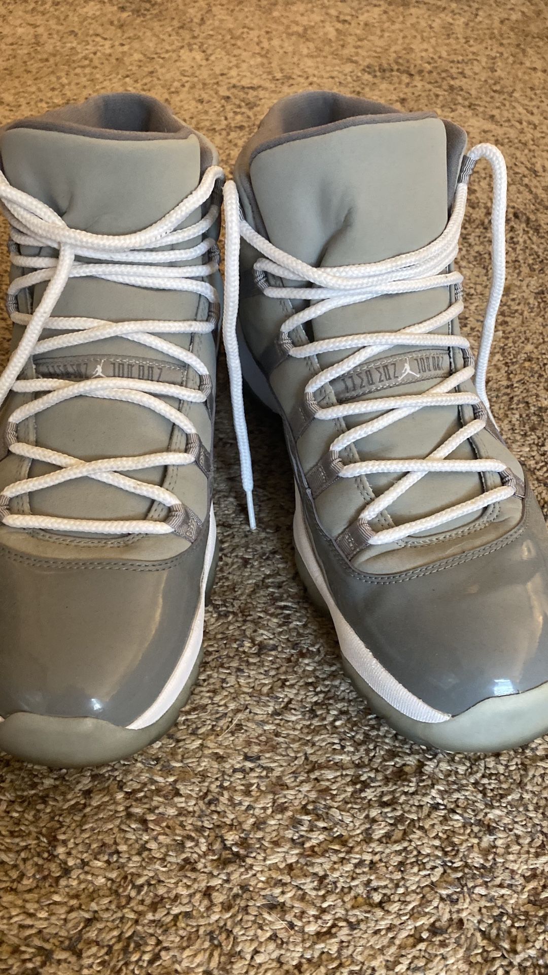 2010 Jordan cool gray 11s size 14