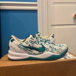Kobe 8 emerald green size 12