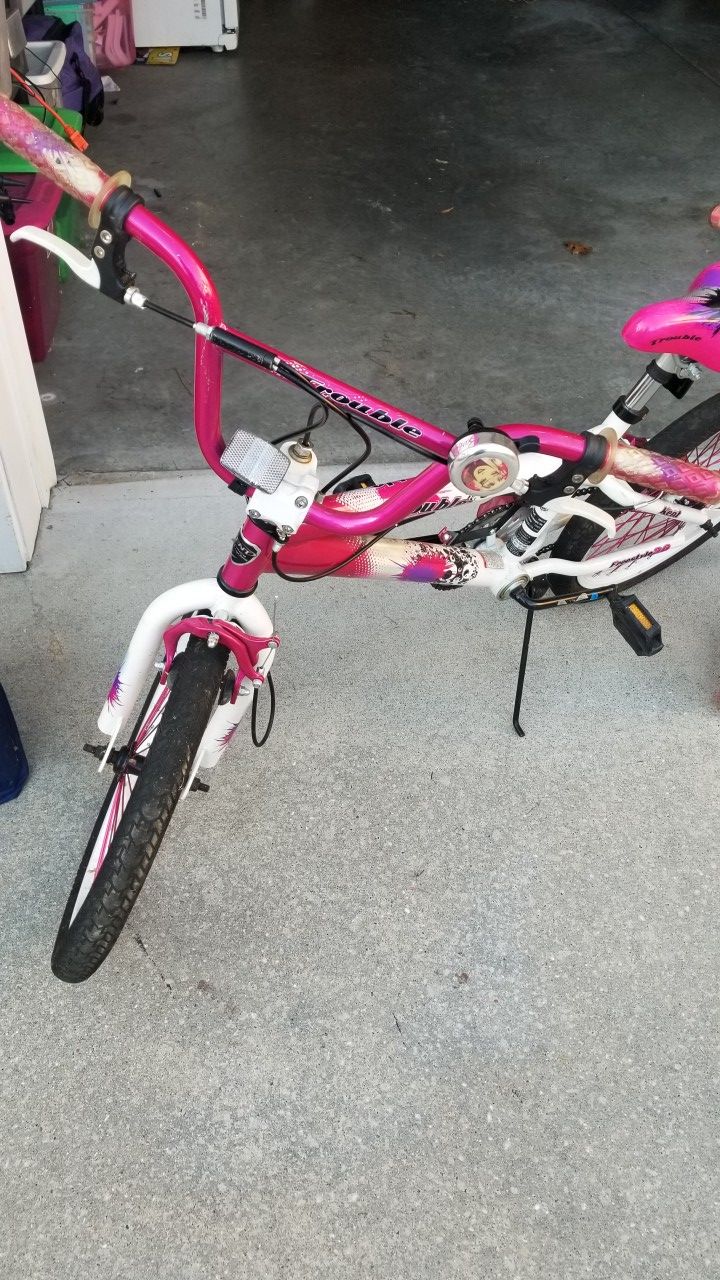 Girls bike