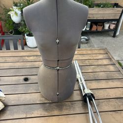 sewing mannequin