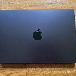 2024 Macbook Pro, M3 Pro 14 Inch 16GB Ram 512 GB