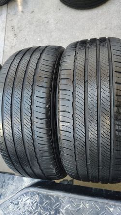 Par de llantas Michelin primacy mxm4 235/40/r/19 96Y año 2022 90% de vida