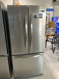 Frigidaire 18 cu.ft. French Door Refrigerator $1,000