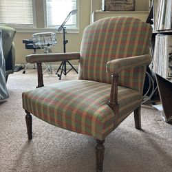 Vintage Chair Excellent Condition!
