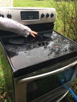 Convection self cleaning oven