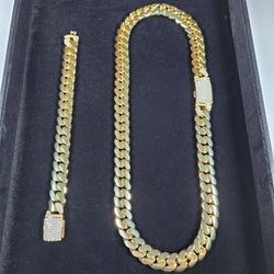 Cuban Link Gold Chain w Matching Bracelet Gold Plated Iced Out Custom Clasp High Quality Pieces 15mm