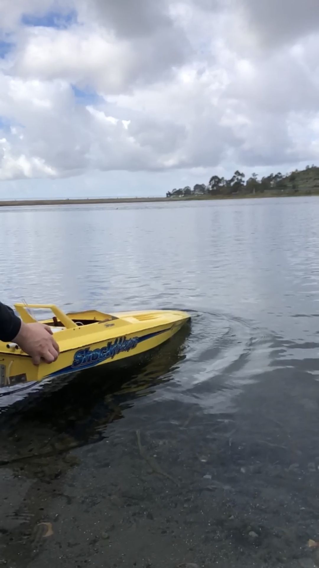 Shockwave 55 rc best sale boat for sale