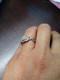 Silver ring with matching pendant