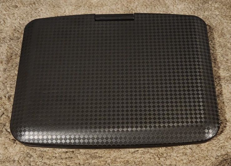 Verezano PDVD-12309C Swivel Screen 9-Inch Portable DVD Player