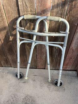 Folding Walker