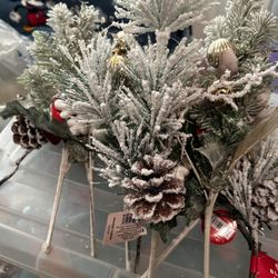 2 6 Winter Faux Greenery Picks Beautiful Never Used 